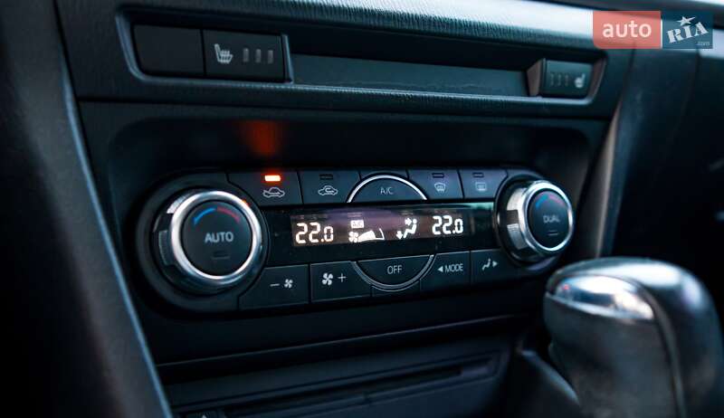 Хетчбек Mazda 3 2016 в Києві