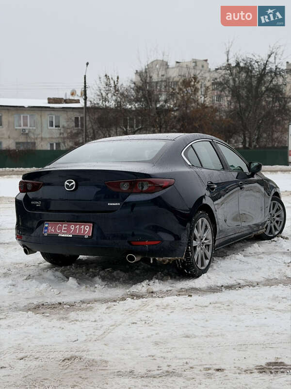 Седан Mazda 3 2021 в Крюковщине