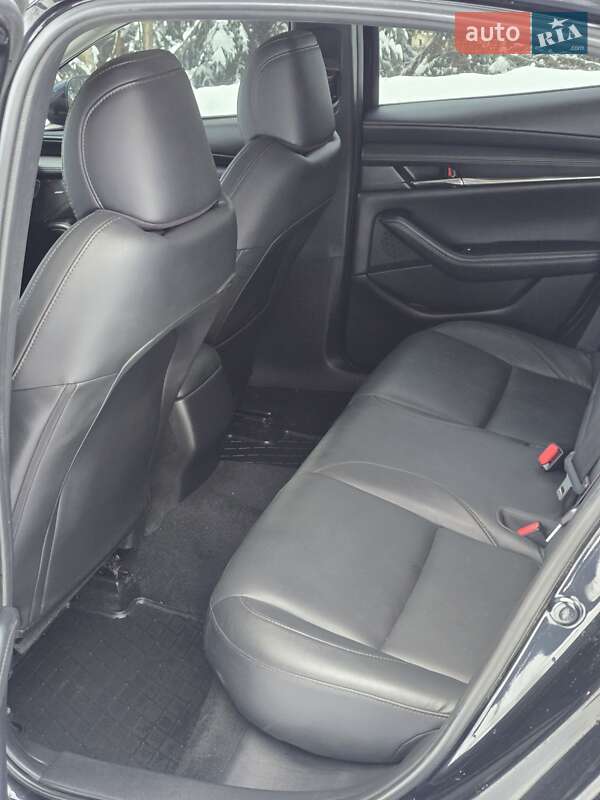 Седан Mazda 3 2019 в Коломые