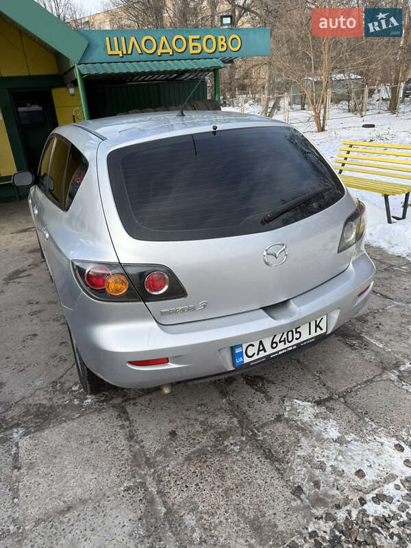 Хэтчбек Mazda 3 2005 в Киеве