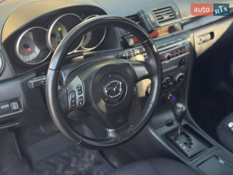 Хэтчбек Mazda 3 2007 в Николаеве