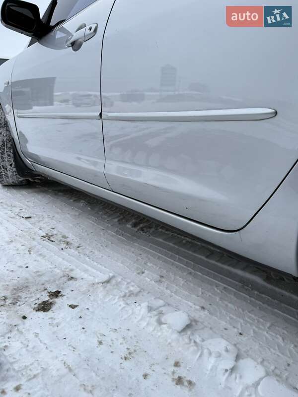 Седан Mazda 3 2007 в Чернівцях