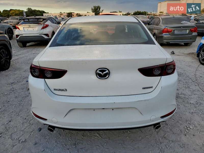 Седан Mazda 3 2020 в Черкассах