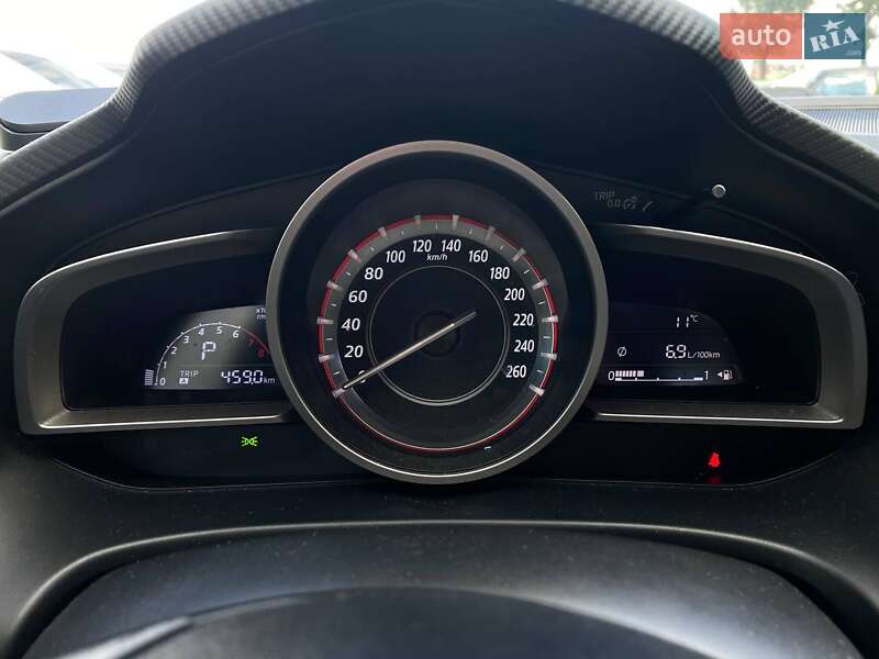 Седан Mazda 3 2014 в Киеве