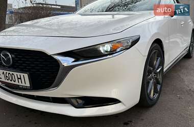 Седан Mazda 3 2019 в Николаеве