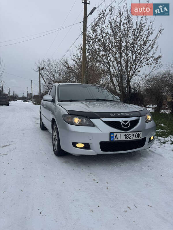 Седан Mazda 3 2006 в Запорожье