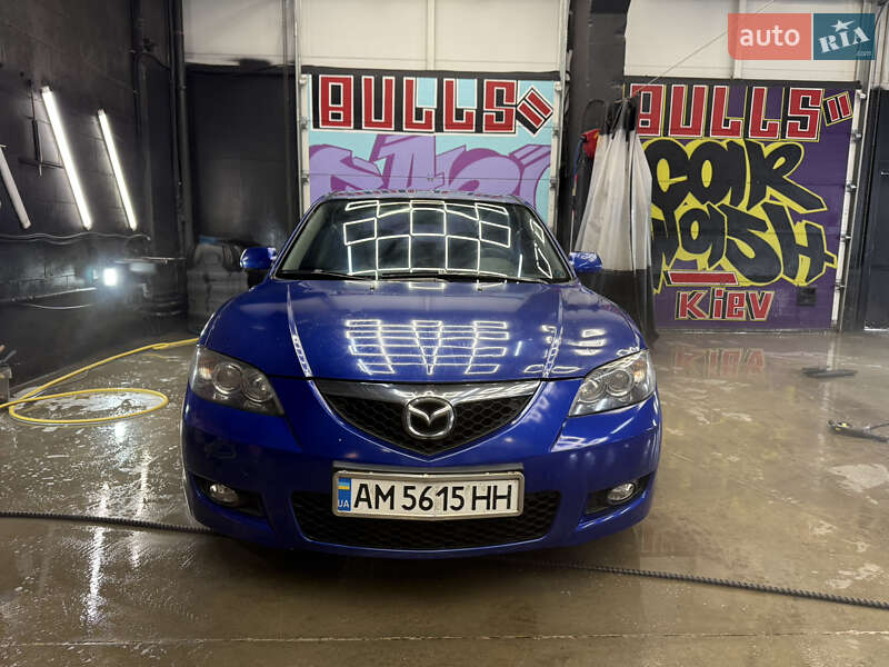 Седан Mazda 3 2006 в Киеве