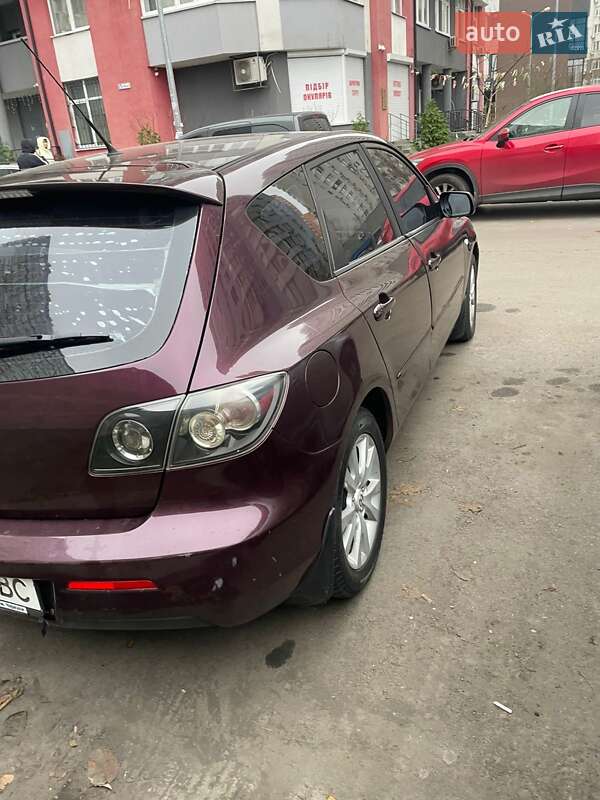 Хэтчбек Mazda 3 2007 в Киеве