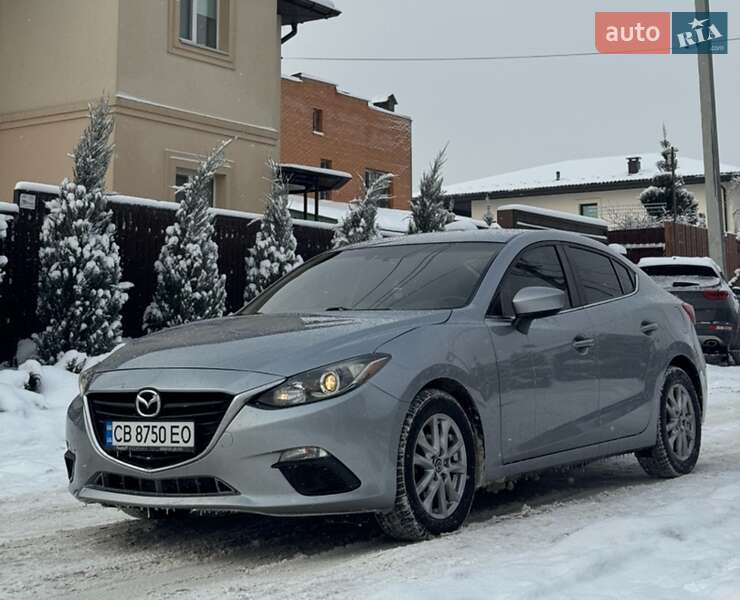 Седан Mazda 3 2015 в Киеве