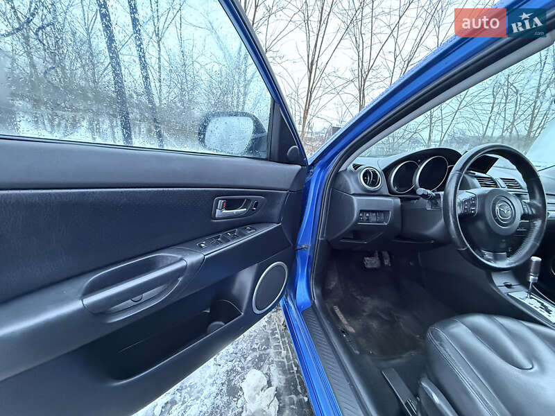 Седан Mazda 3 2003 в Львове