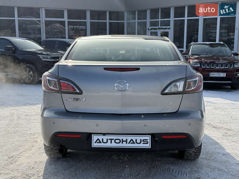 Седан Mazda 3 2010 в Житомире