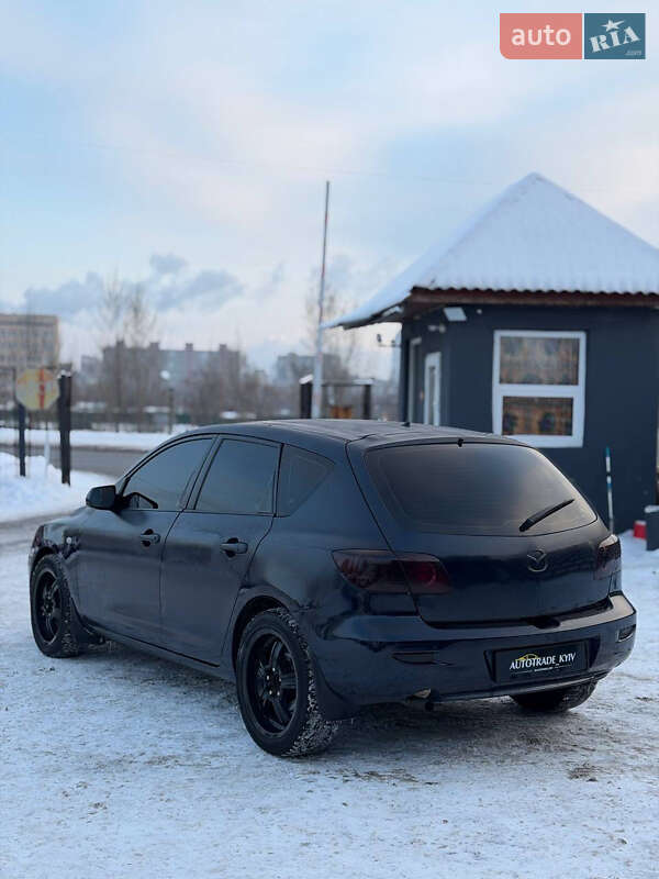 Хэтчбек Mazda 3 2004 в Киеве