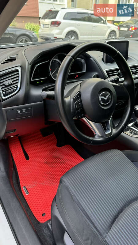 Хетчбек Mazda 3 2015 в Києві