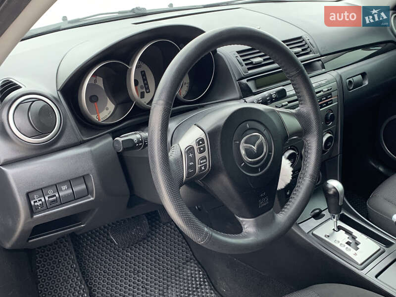 Хетчбек Mazda 3 2007 в Рівному