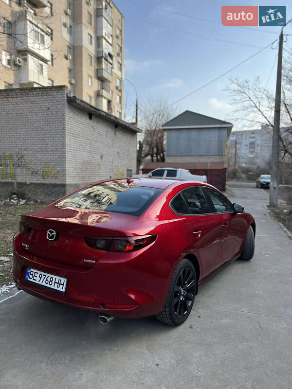 Седан Mazda 3 2018 в Миколаєві