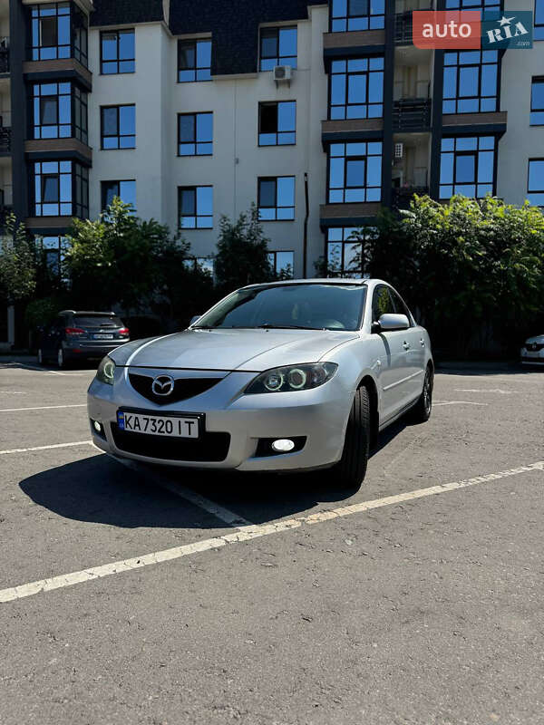 Седан Mazda 3 2007 в Киеве