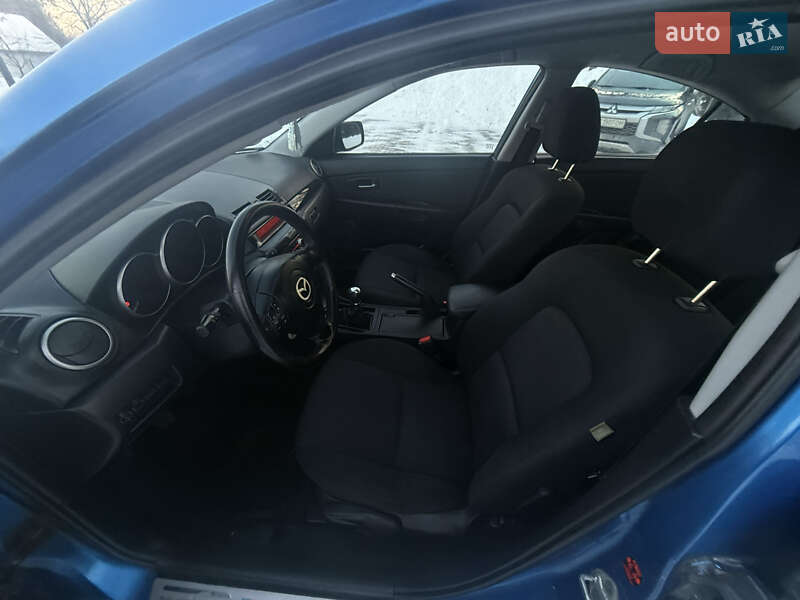 Седан Mazda 3 2006 в Львові