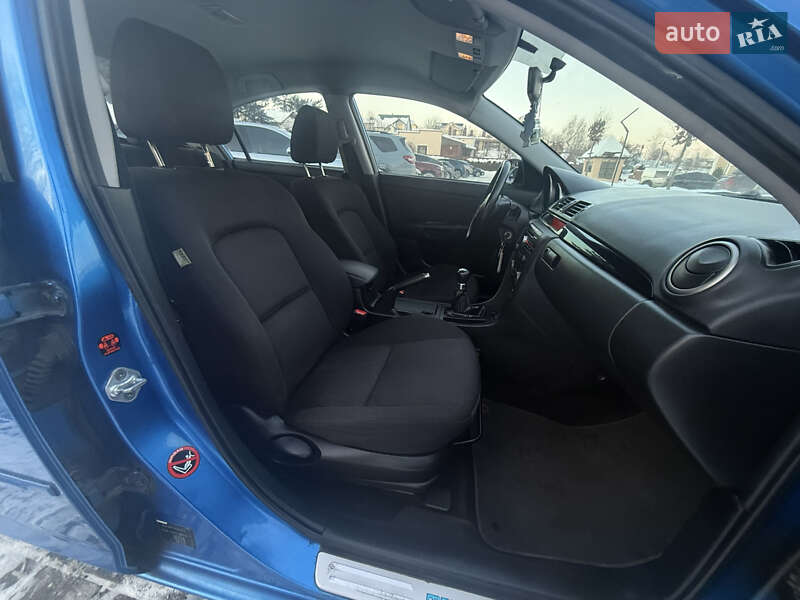 Седан Mazda 3 2006 в Львові