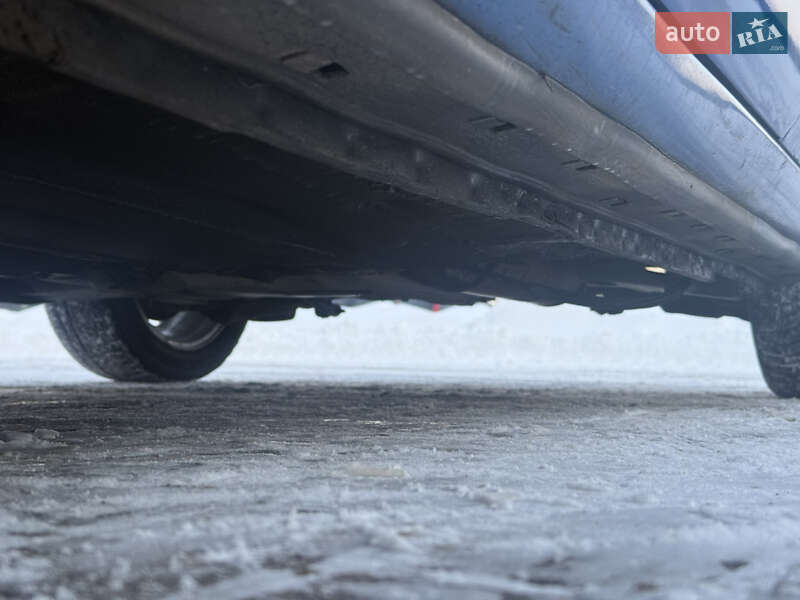 Седан Mazda 3 2006 в Львові