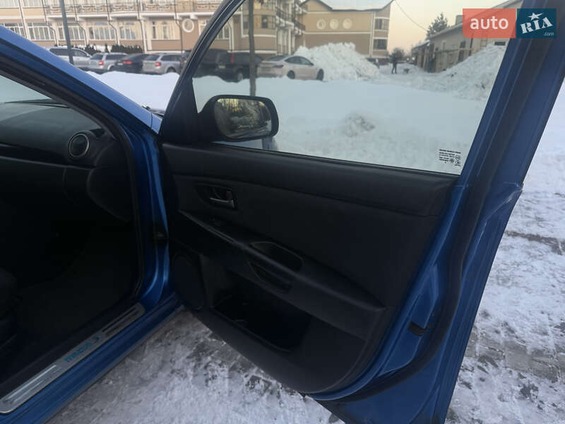 Седан Mazda 3 2006 в Львові