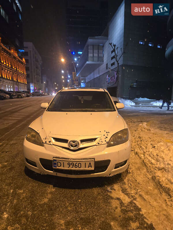 Хэтчбек Mazda 3 2006 в Днепре