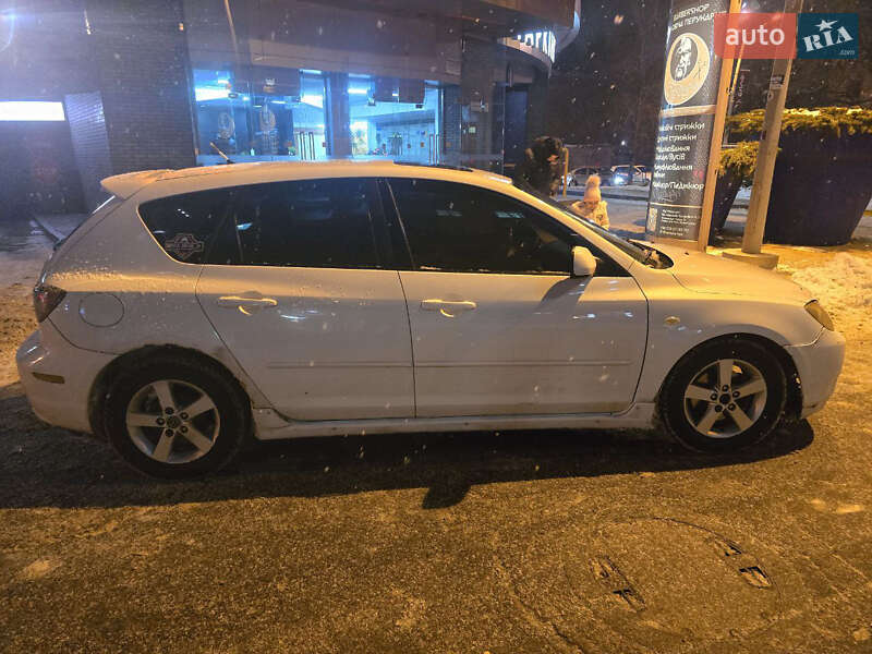 Хэтчбек Mazda 3 2006 в Днепре