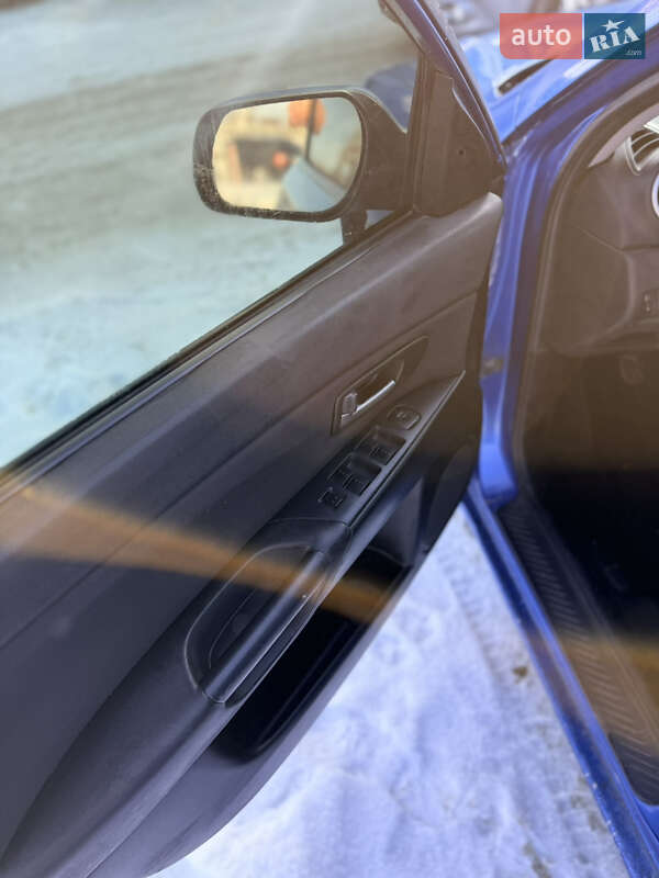 Седан Mazda 3 2004 в Белой Церкви