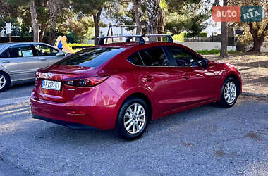 Седан Mazda 3 2015 в Ивано-Франковске
