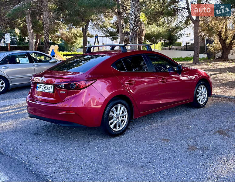 Седан Mazda 3 2015 в Ивано-Франковске