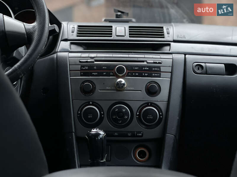 Седан Mazda 3 2007 в Львові