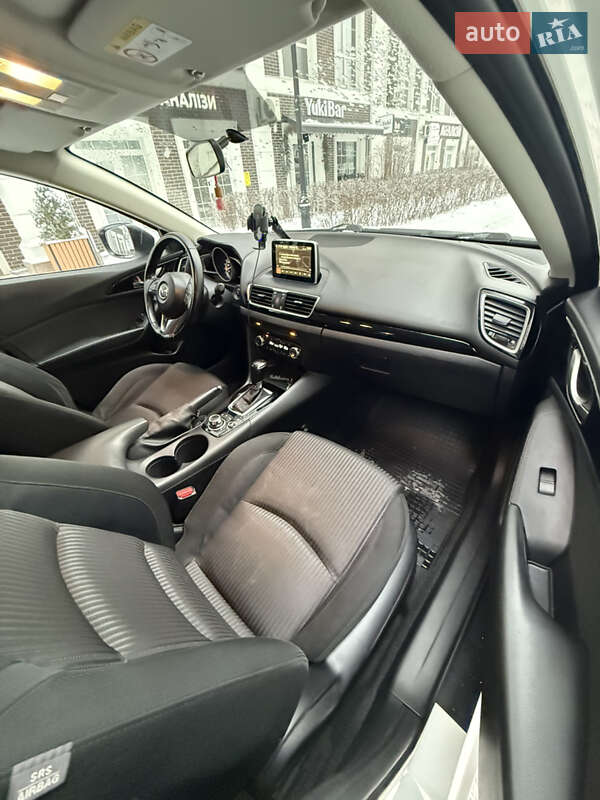 Хэтчбек Mazda 3 2013 в Киеве