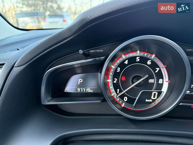 Седан Mazda 3 2014 в Одессе