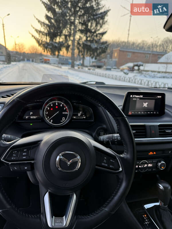 Хэтчбек Mazda 3 2018 в Виннице фото 9 Хэтчбек Mazda 3 2018 в Виннице