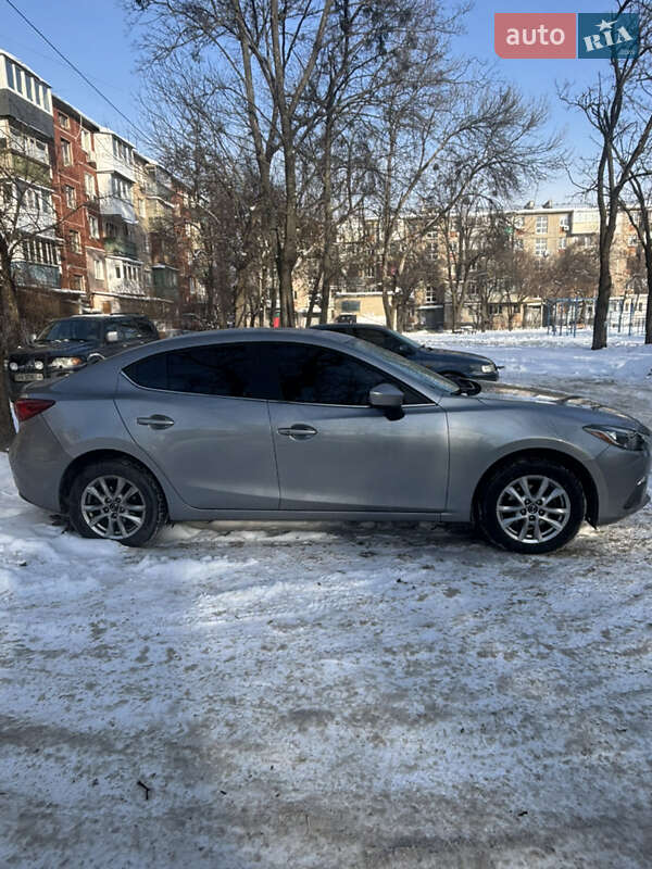 Седан Mazda 3 2013 в Харкові