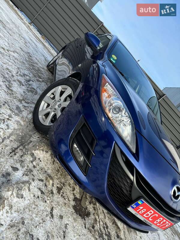 Хэтчбек Mazda 3 2010 в Черкассах