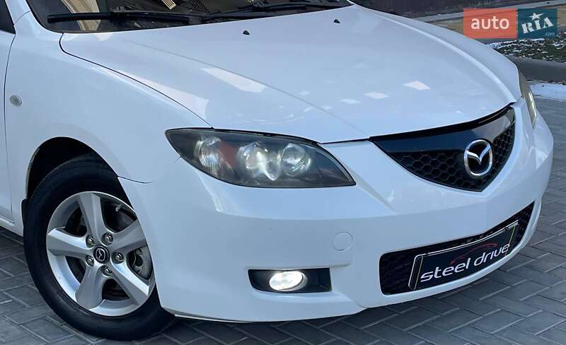 Седан Mazda 3 2007 в Николаеве