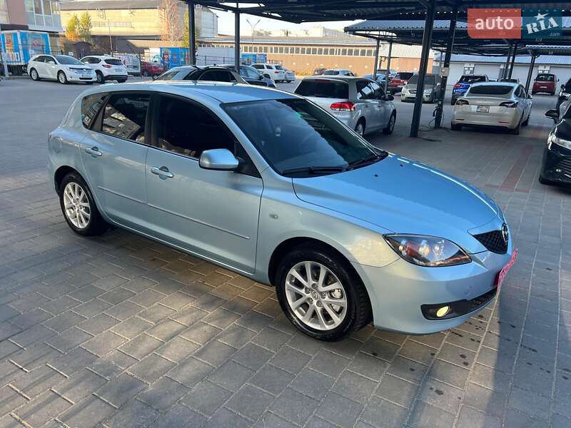 Хэтчбек Mazda 3 2008 в Житомире