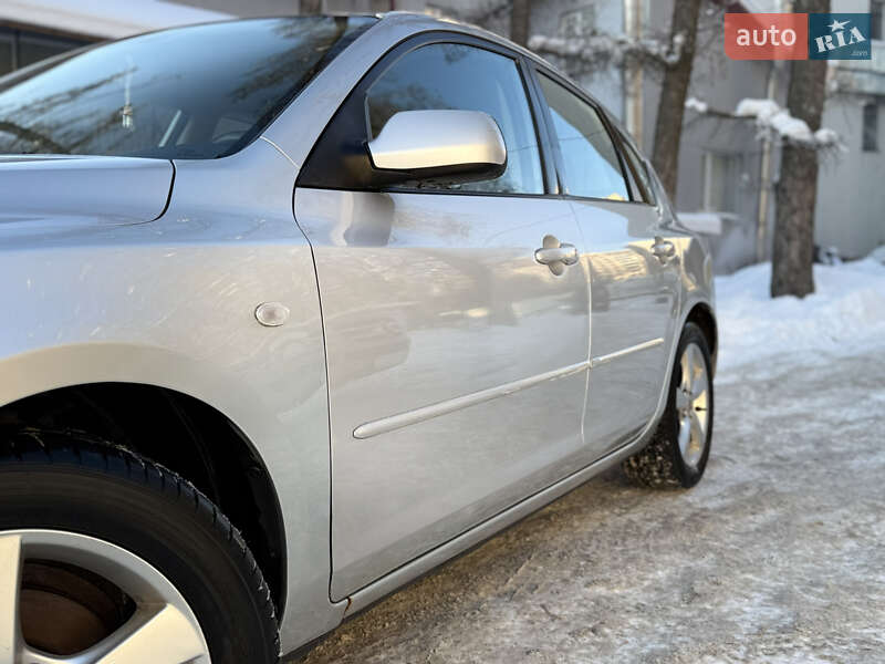 Хэтчбек Mazda 3 2006 в Тернополе