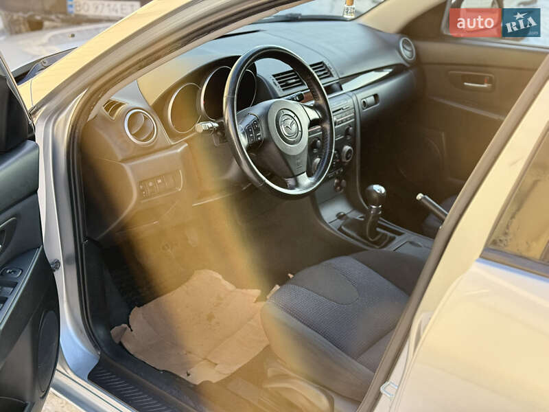 Хэтчбек Mazda 3 2006 в Тернополе
