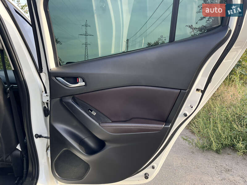 Седан Mazda 3 2017 в Дніпрі фото 9 Седан Mazda 3 2017 в Дніпрі