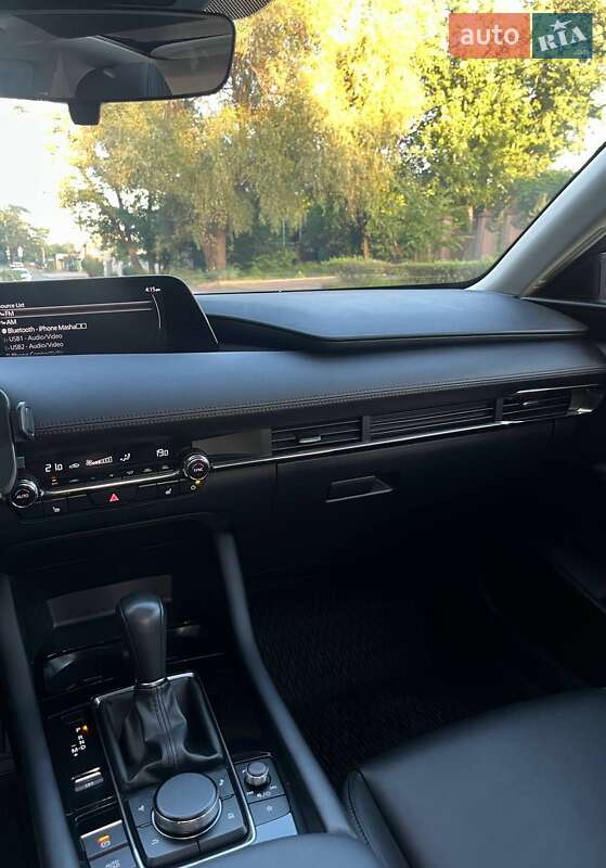 Седан Mazda 3 2024 в Киеве