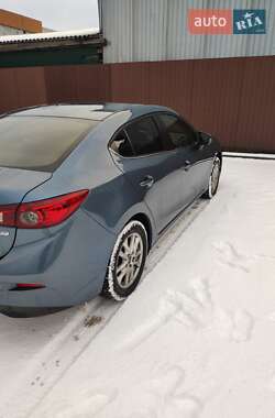 Седан Mazda 3 2016 в Черкассах