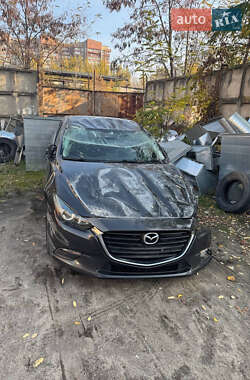 Хэтчбек Mazda 3 2018 в Днепре