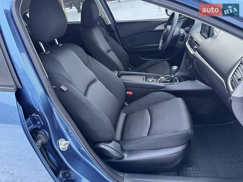 Седан Mazda 3 2018 в Дніпрі фото 26 Седан Mazda 3 2018 в Дніпрі