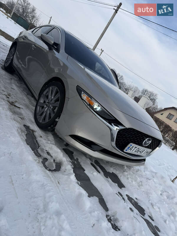 Седан Mazda 3 2024 в Коломые