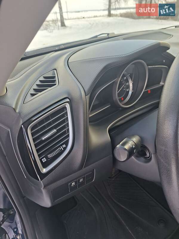 Хетчбек Mazda 3 2014 в Шостці