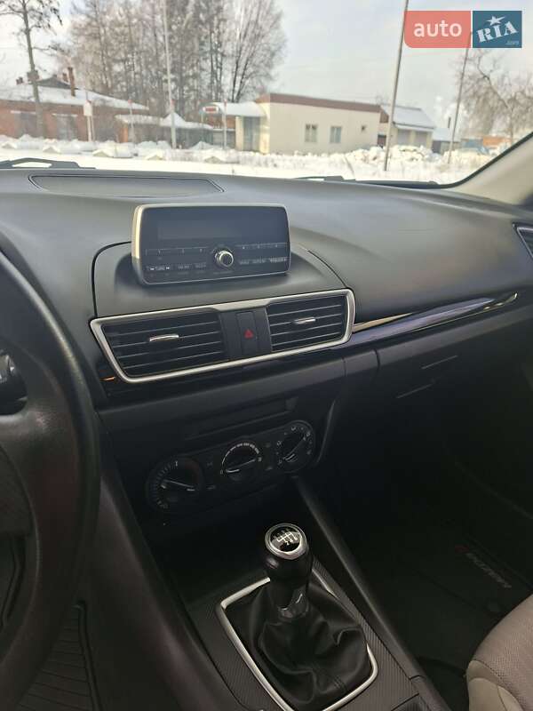 Хетчбек Mazda 3 2014 в Шостці