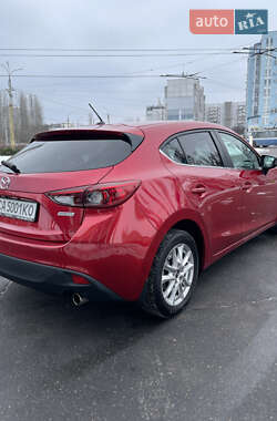 Хетчбек Mazda 3 2016 в Черкасах