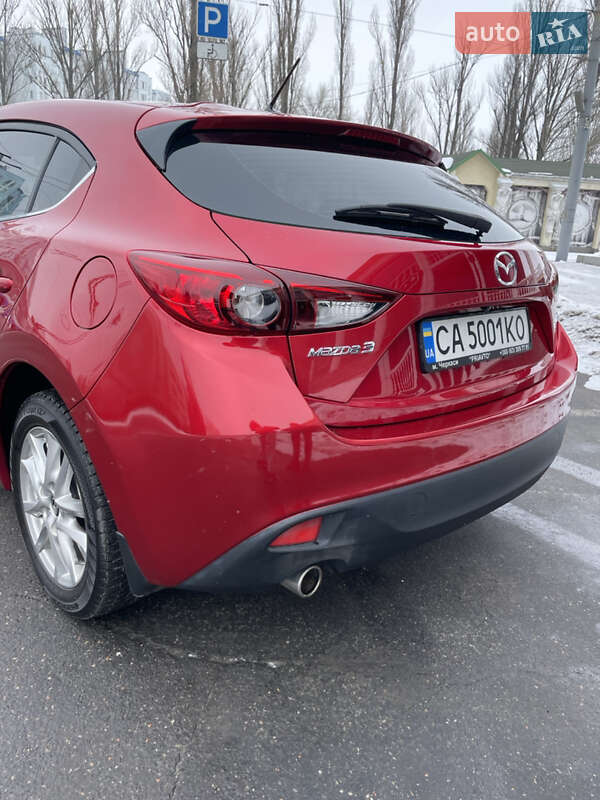 Хетчбек Mazda 3 2016 в Черкасах