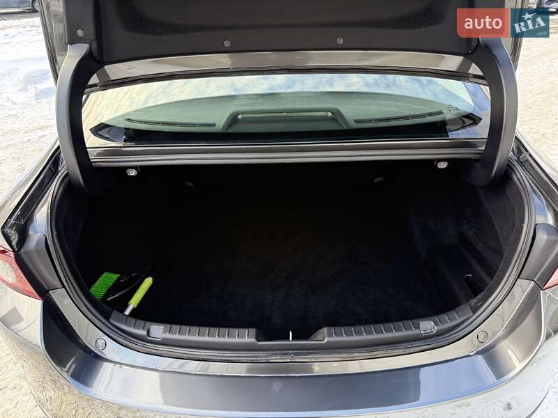 Седан Mazda 3 2020 в Киеве фото 25 Седан Mazda 3 2020 в Киеве